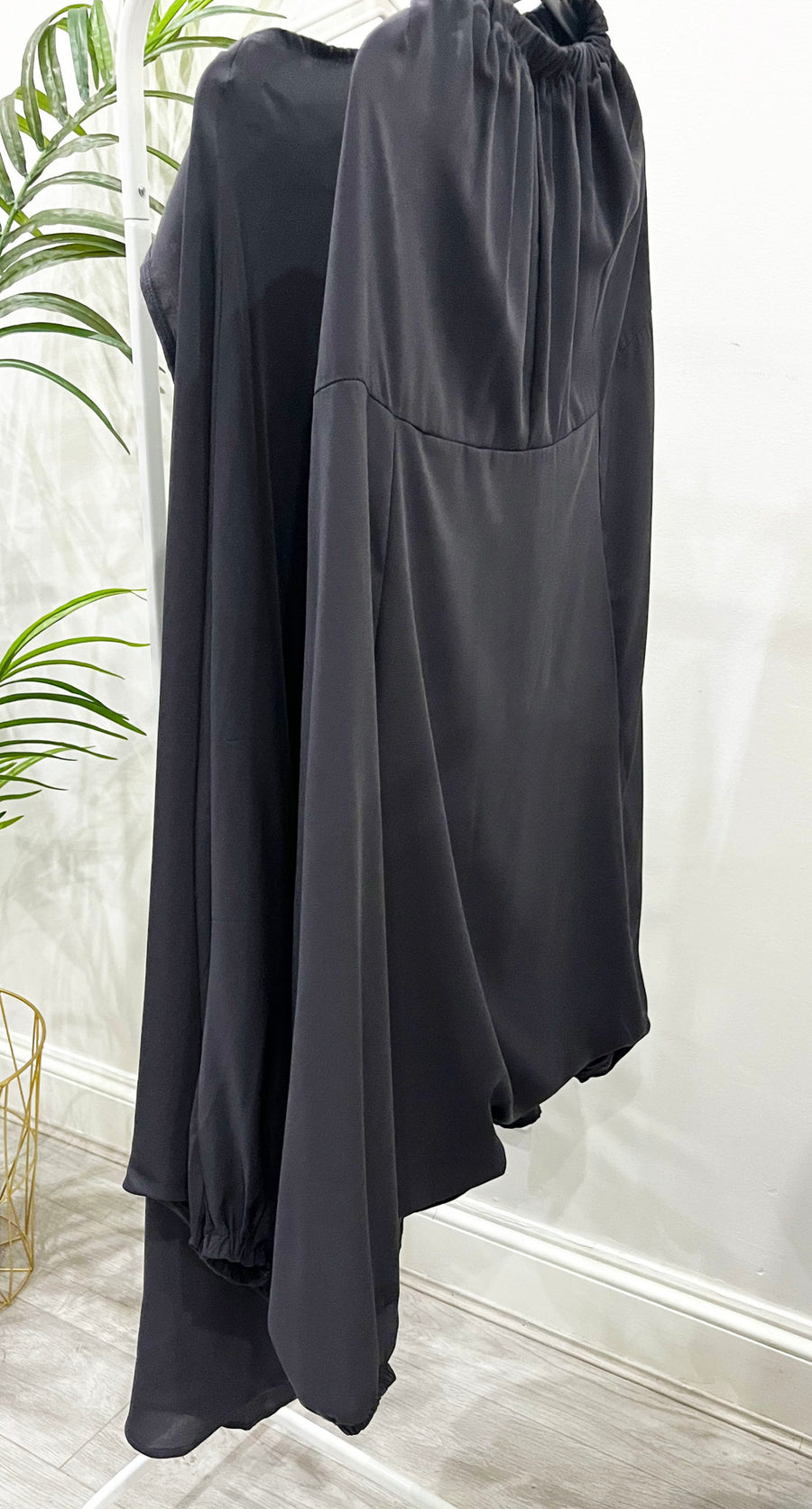 Dark grey girls' half-jilbab top with tie-back straps
