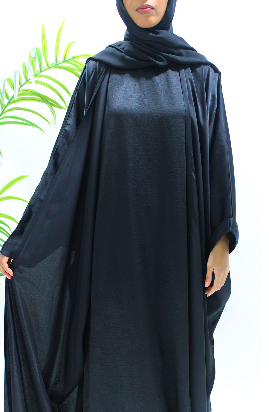 Open farasha over-layer of the black abaya set