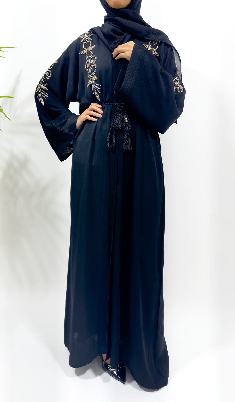 Black hand embellished abaya belted at the waist
