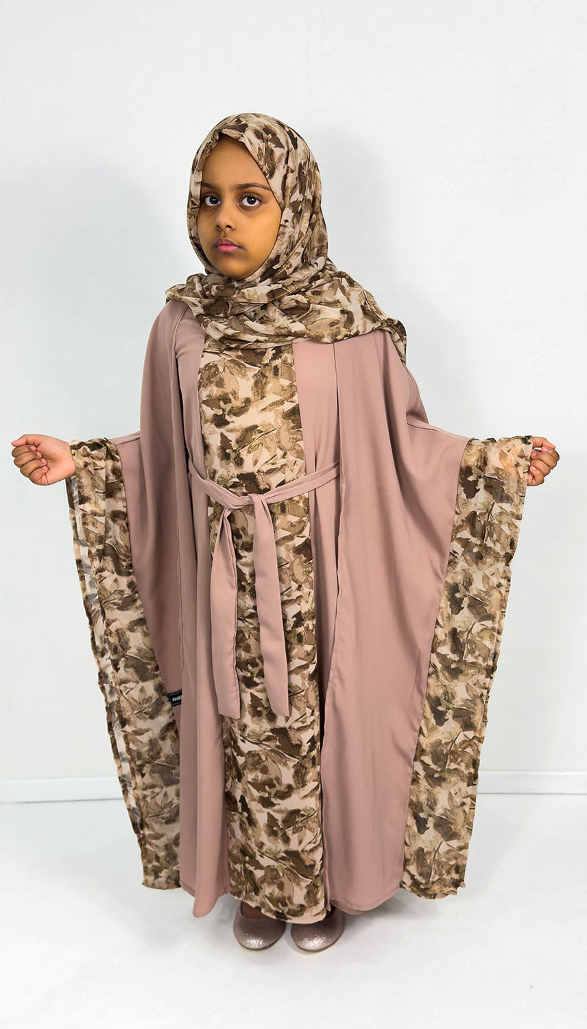 Girls' dusty pink farasha abaya set with belt and scarf