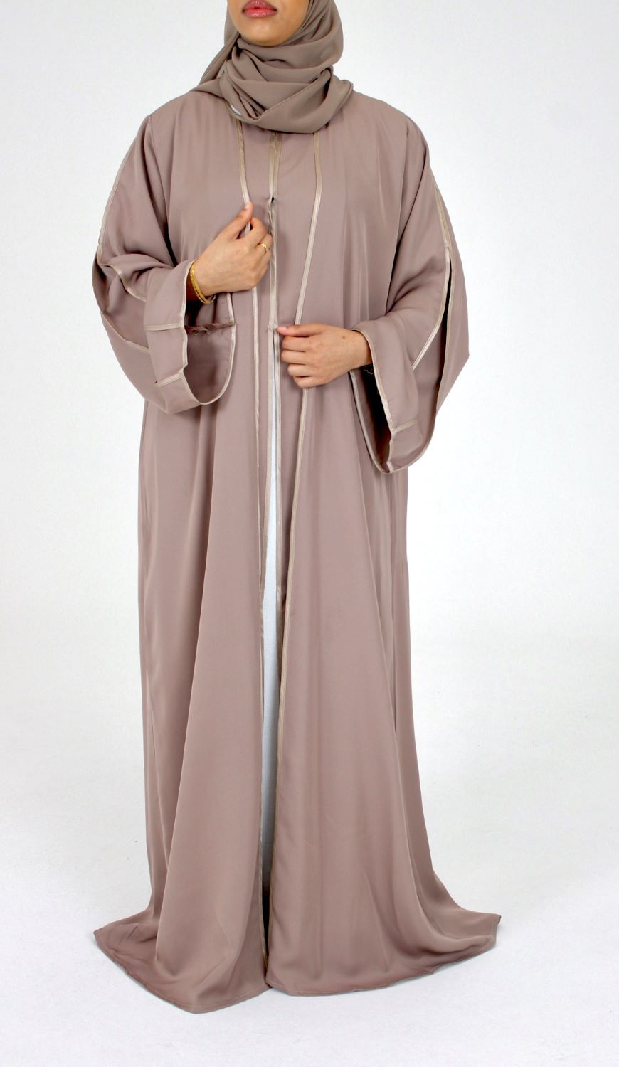 Satin piping edge detail on the rose taupe open abaya