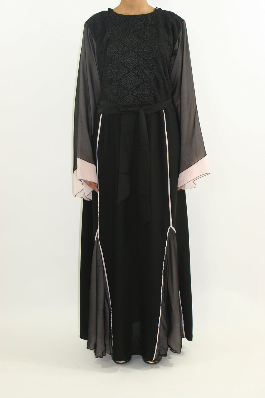 Amani's designer Neda closed abaya, front view