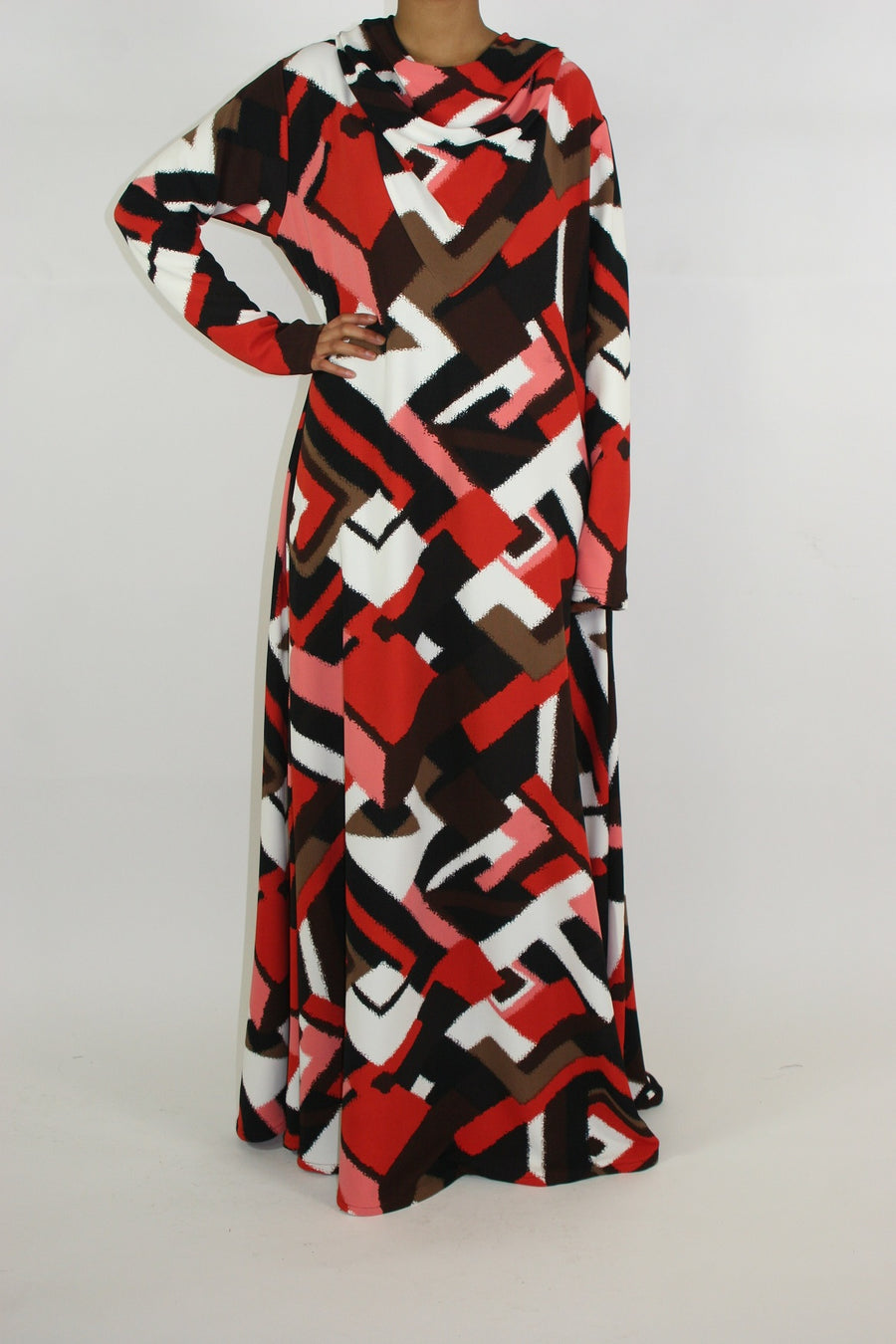 Side pocket detail on the bold abstract hooded maxi dress