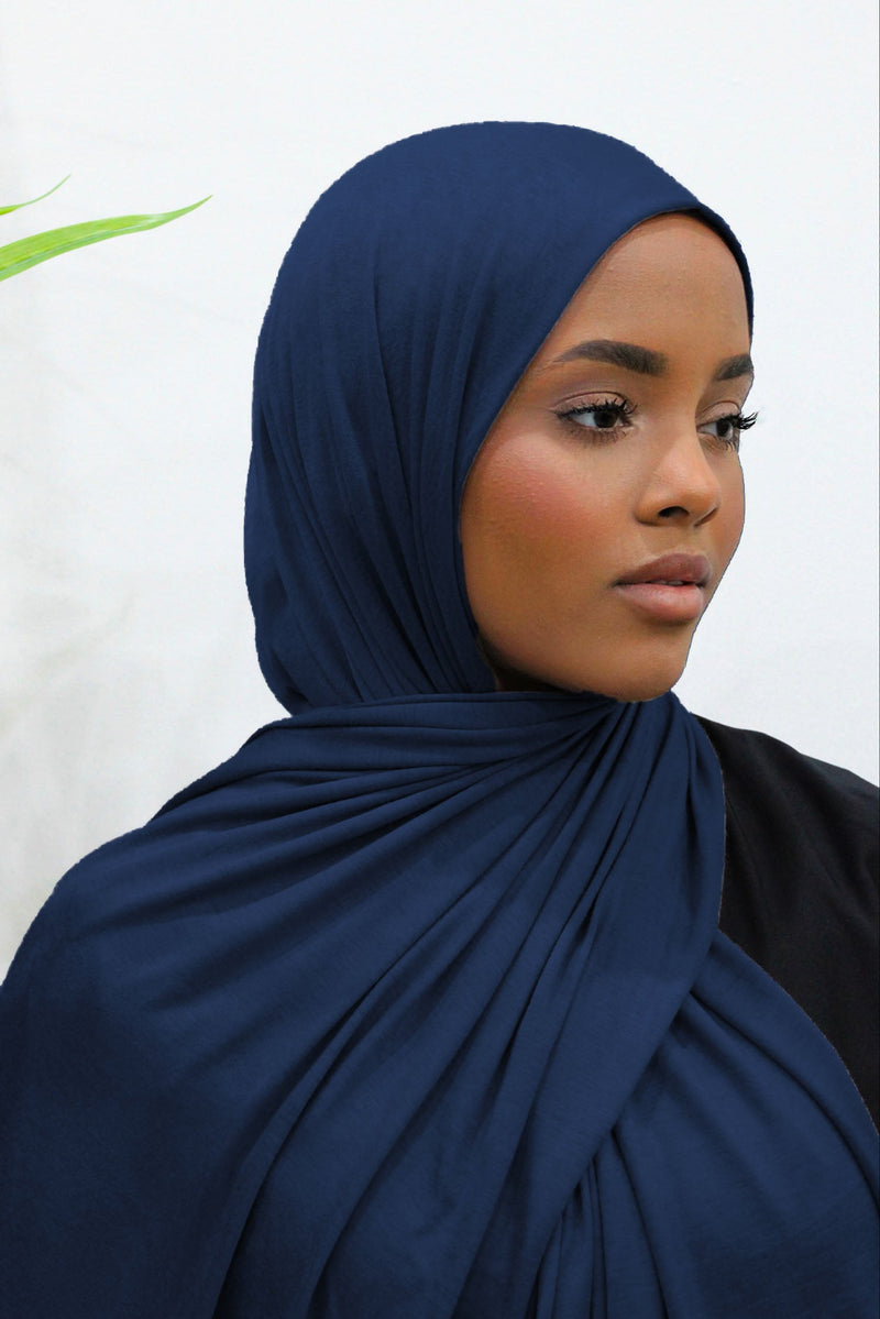 Navy blue jersey hijab for secure, practical Hajj wear