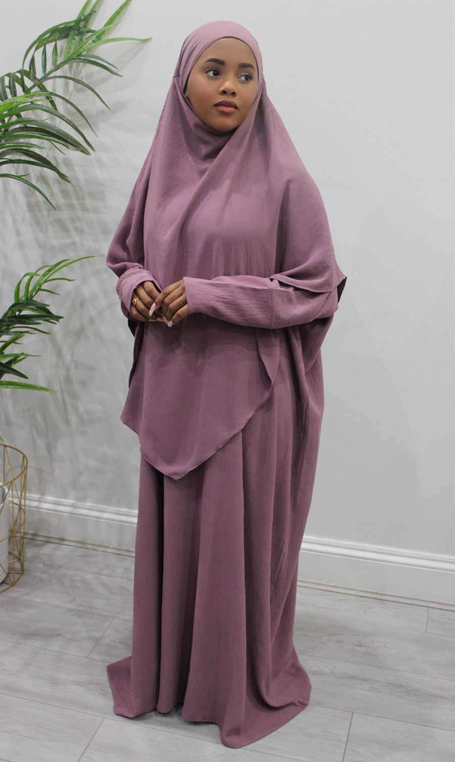Opera mauve diamond-shaped khimar showing full chest coverage