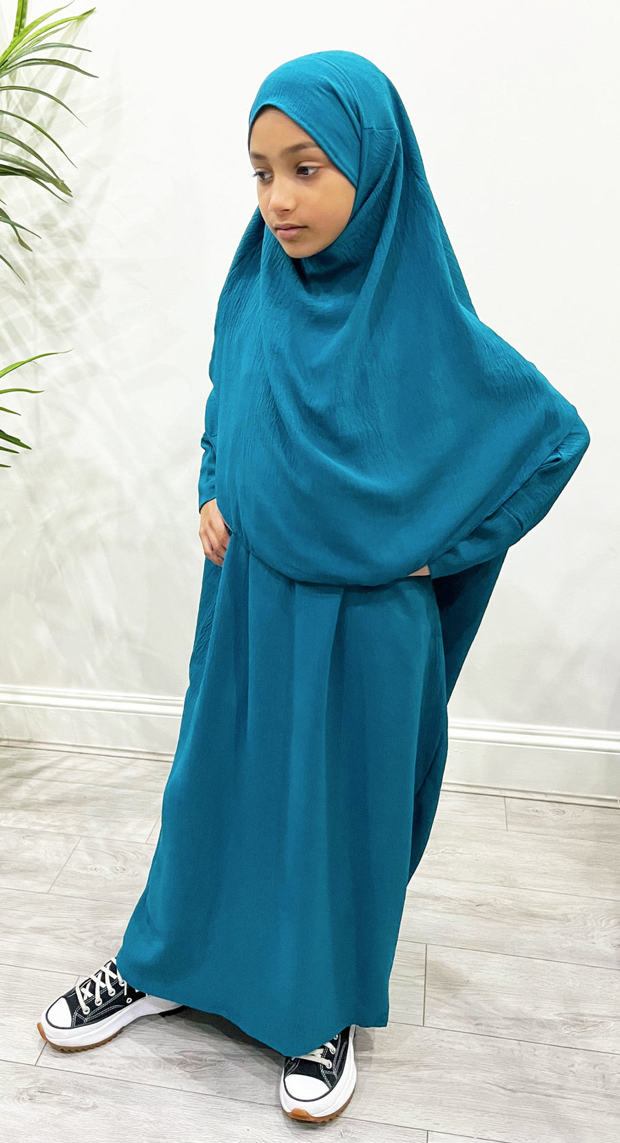 Dark turquoise girls' overhead abaya, full-length drape