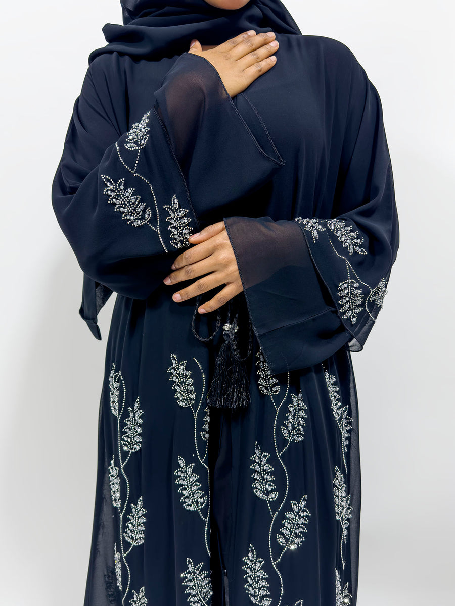 Belt detail on the black double chiffon abaya