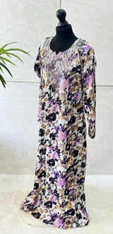 Girls' lilac floral mukhawar dress, front view