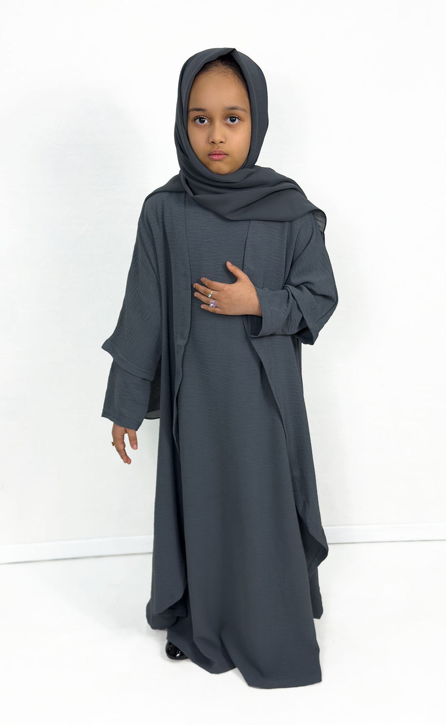 Girls' grey three piece open abaya set, front view