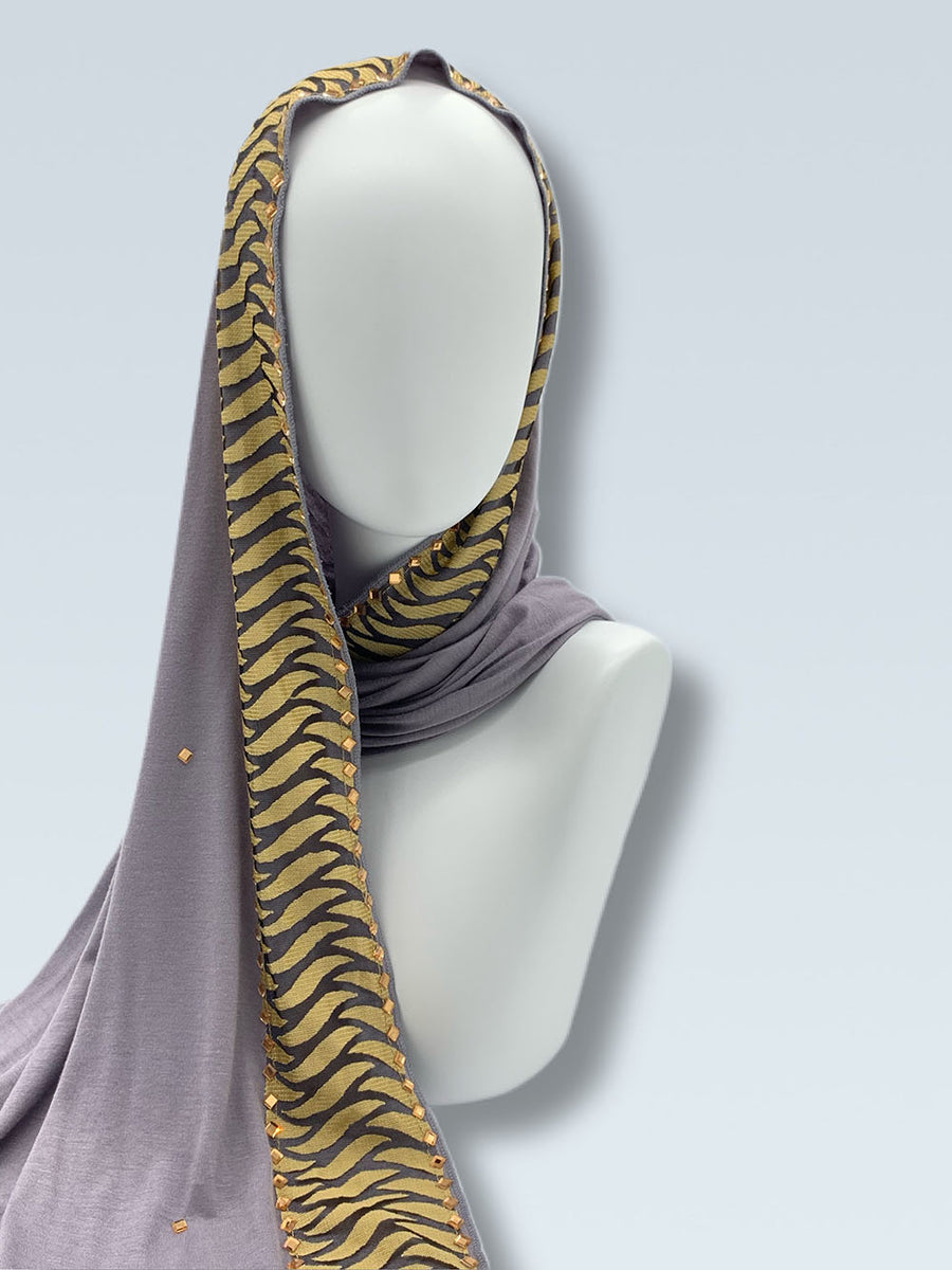 Tiger stripe border hijab showing the striped border detail