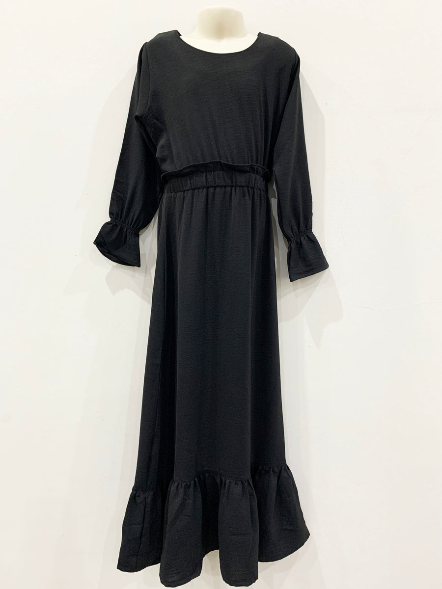 Soft viscose drape of the Haya black girls' maxi dress