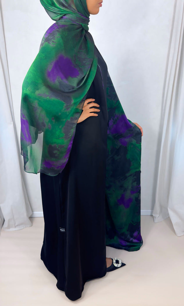 New Open Abaya with Satin Chiffon Lining – Striking Green & Purple Hues