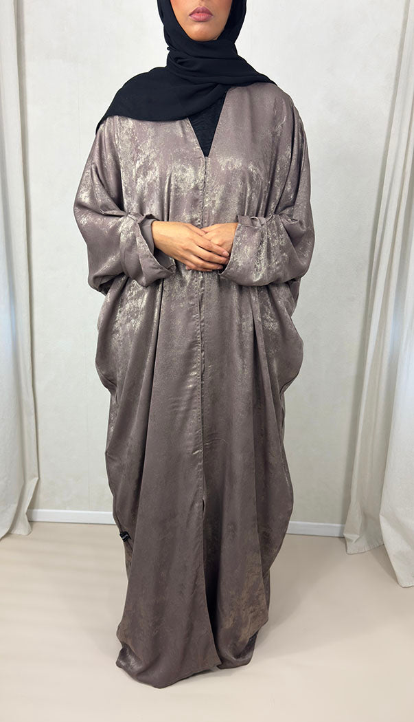 Taupe rose satin foil open abaya with relaxed batwing sleeves