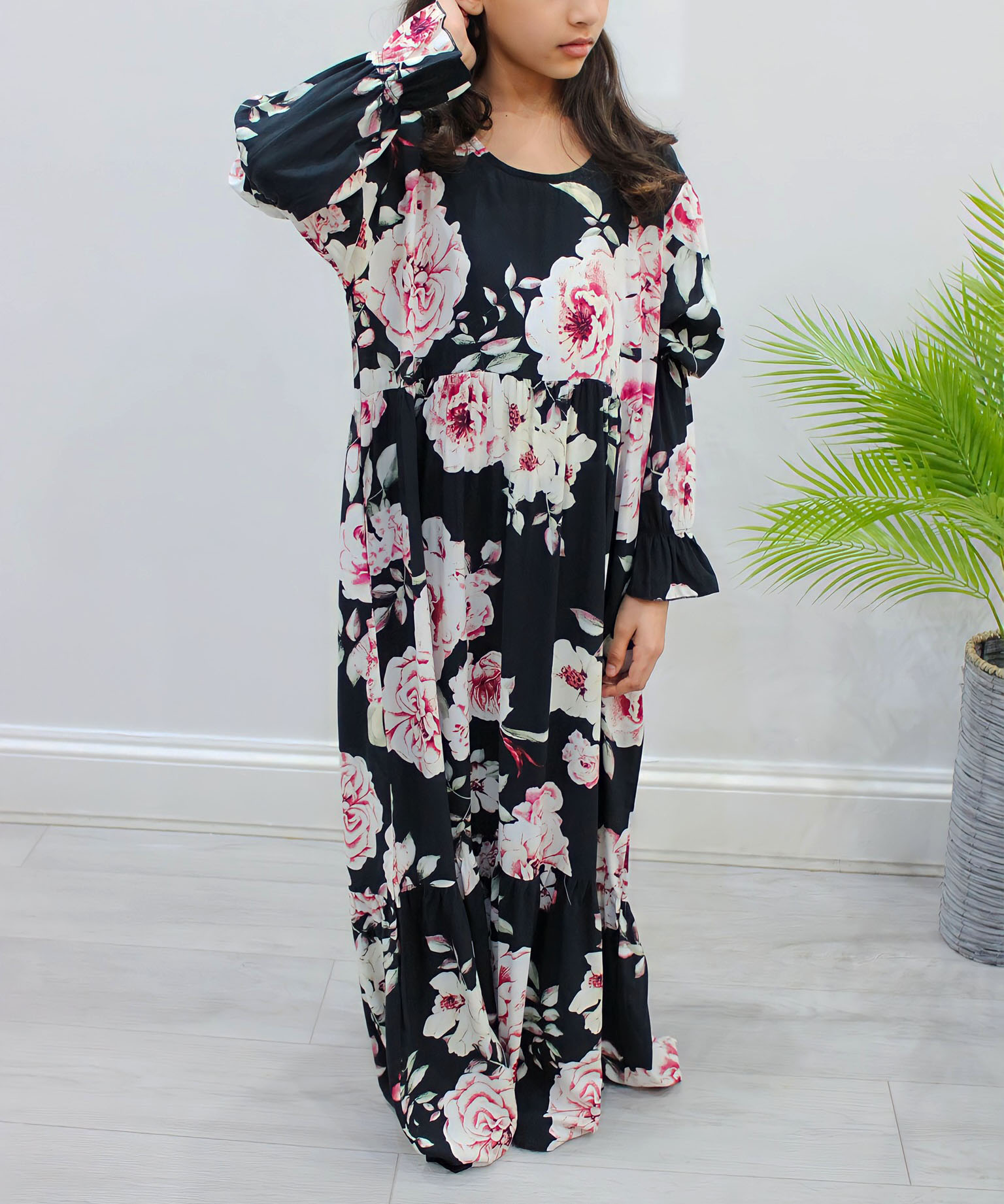 puff-sleeves tiered dress- black 1 puff-sleeves tiered dress- black 1