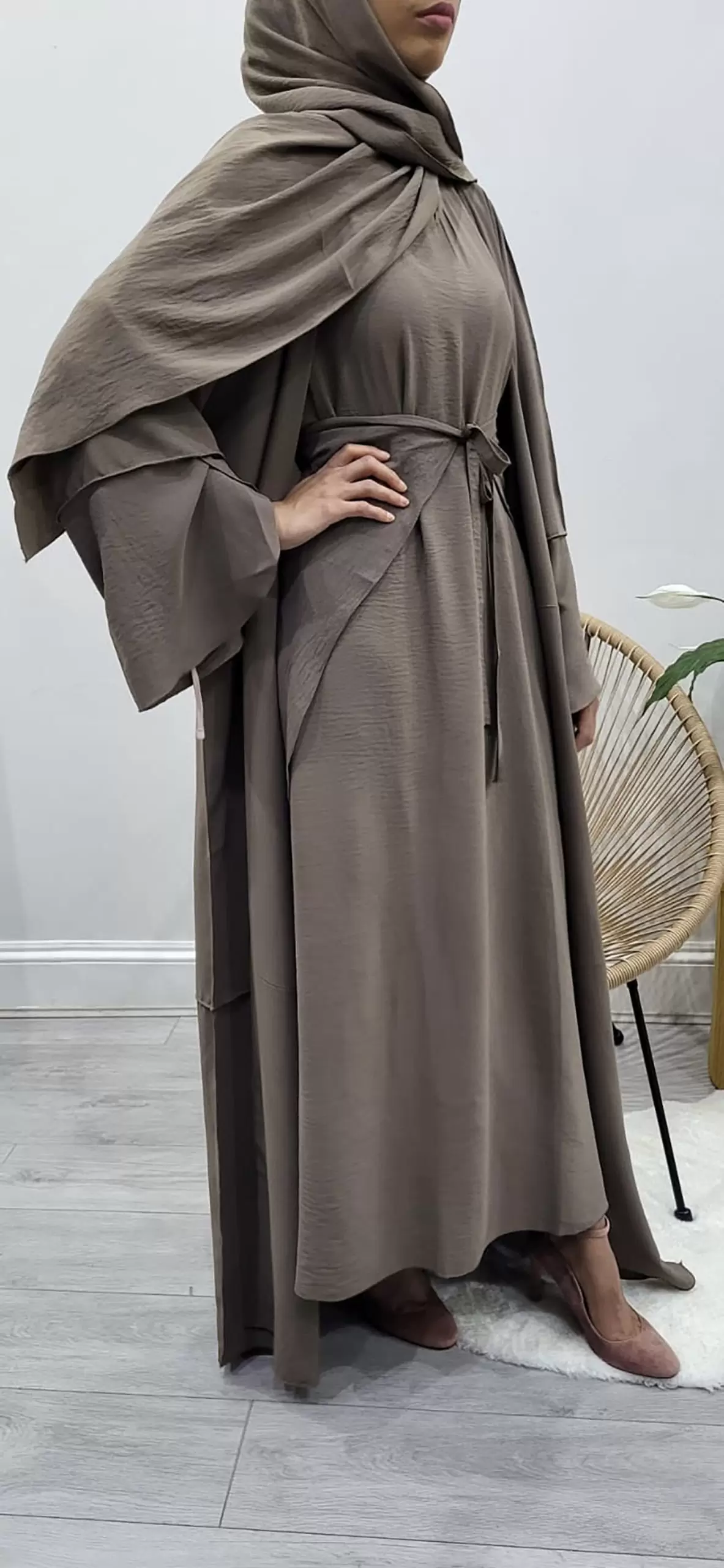 AMANI'S THREE PIECE ABAYA SET - DARK TAUPE 1