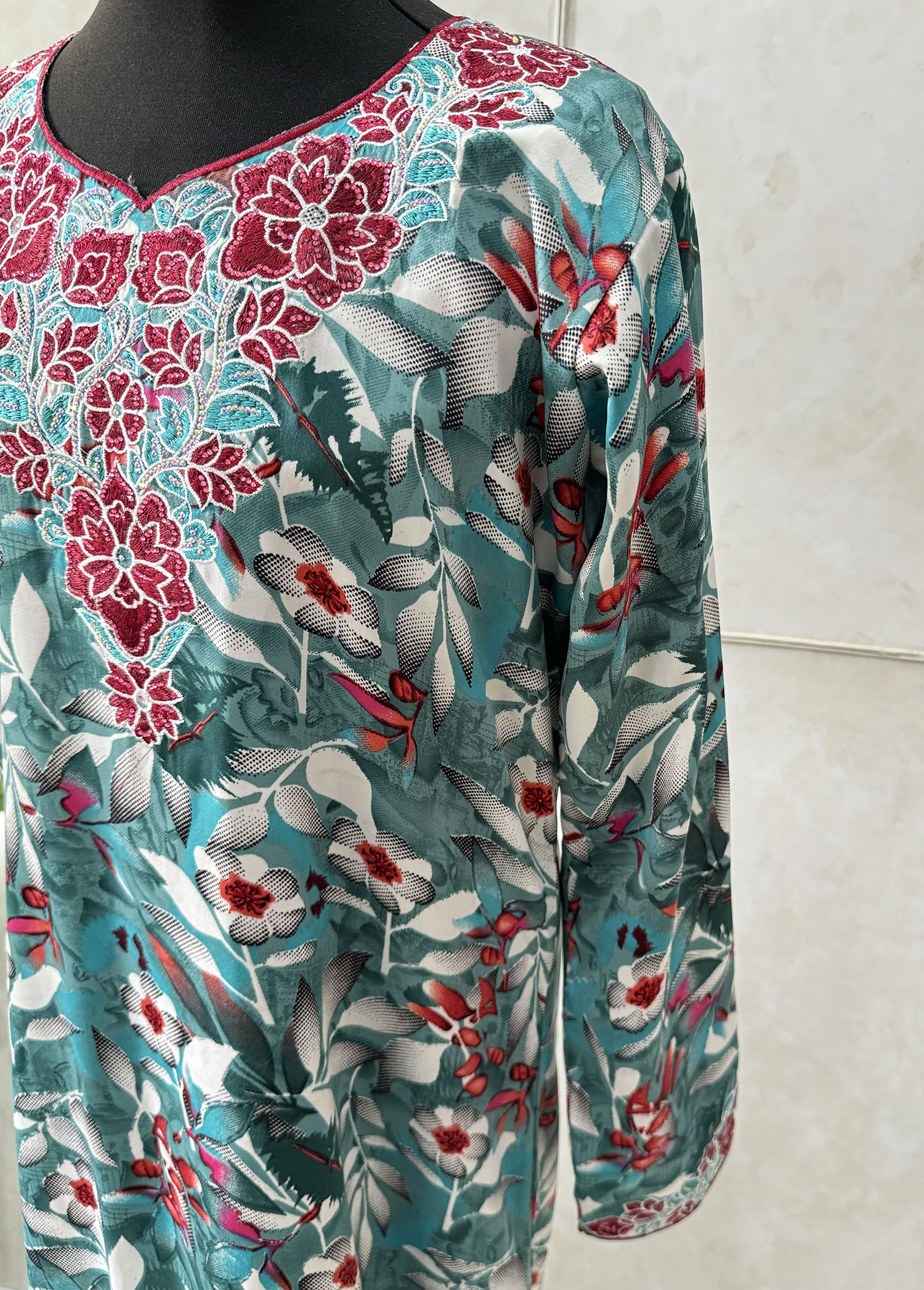 GILRS MUKHAWAR - BURGENDY FLORAL 1 GILRS MUKHAWAR - BURGENDY FLORAL 1
