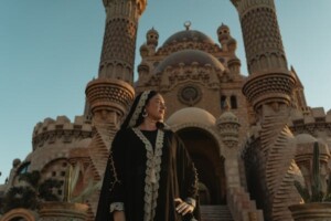 abaya